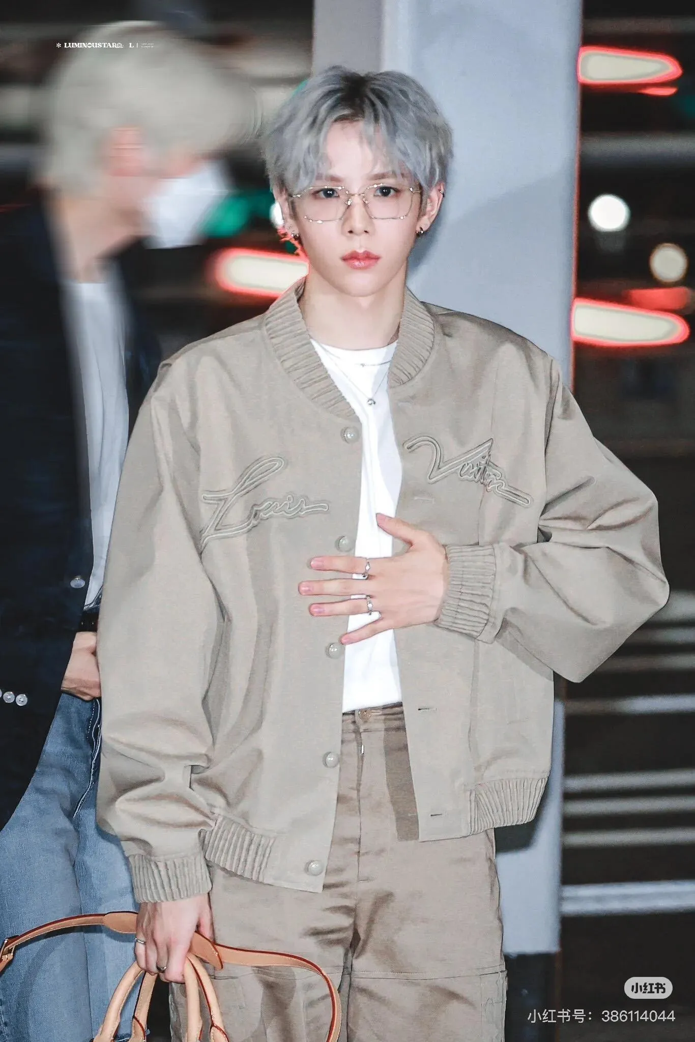 Louis Vuitton/Louis Vuitton Embroidered Silhouette Jacket
